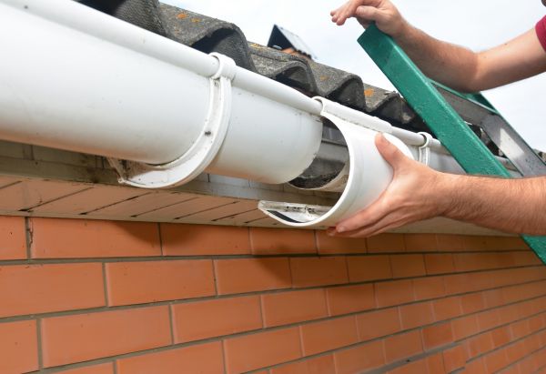 Gutter Maintenance in Peoria