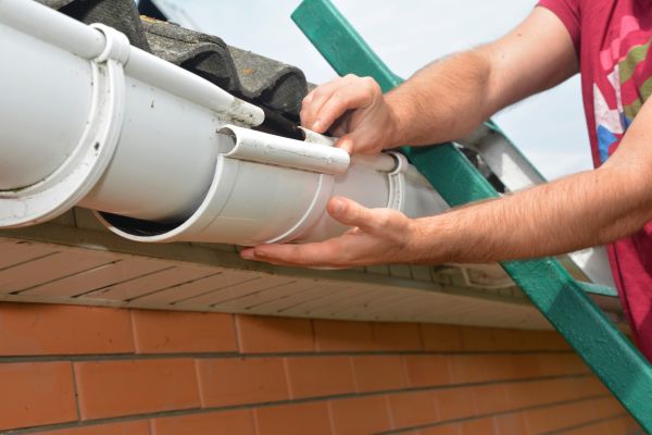 Cost of Large Gutter Repair in Peoria